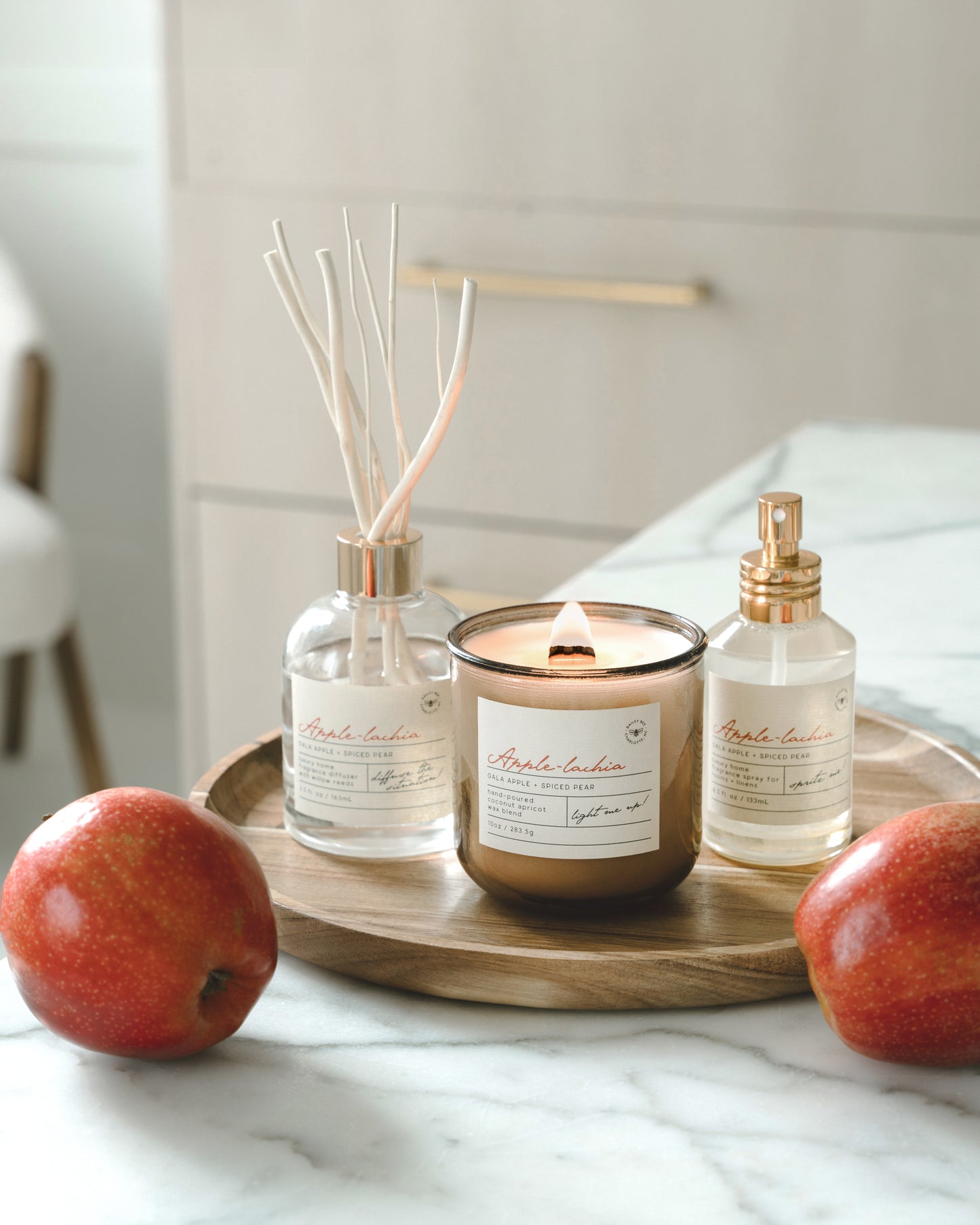 Apple-lachia Classic Candle