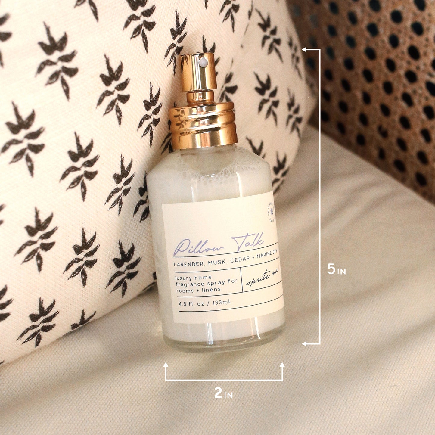 Snowed In Room + Linen Spray (Winter Collection)