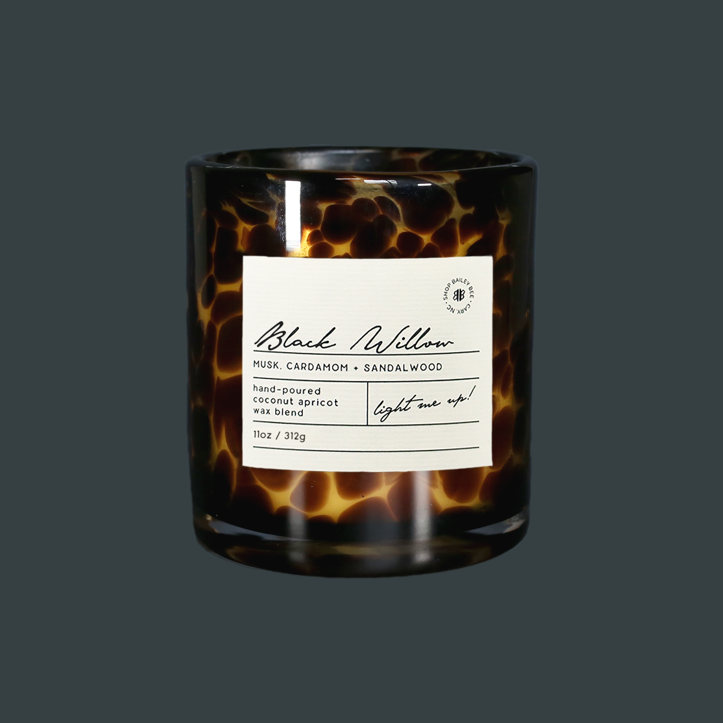 Black willow tessa candle product photo